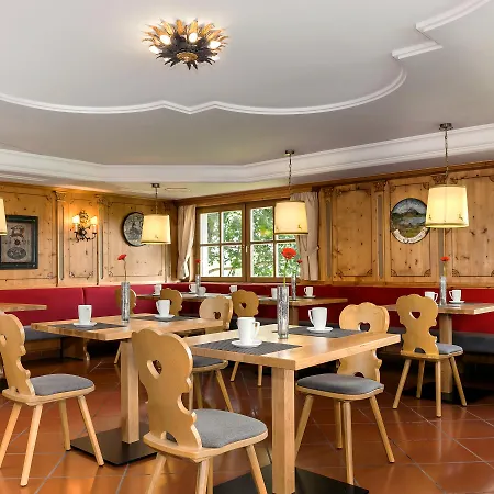 Hotel Arabella Jagdhof Am Fuschlsee, A Tribute Portfolio 4*